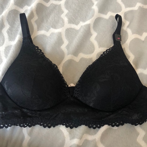 2 New Bras With Tags on! - Picture 3 of 7
